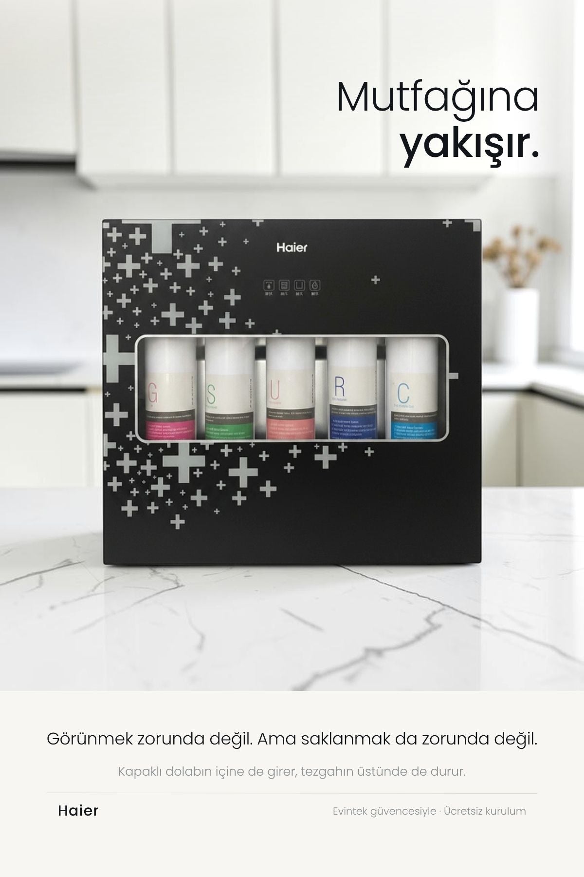 Tezgah altı Haier su arıtma cihazı mutfak tezgahının altında — kapalı slim kasa tasarımı